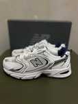 WhiteSilver\NewBalance*Damskie*ModaMR530SG UnisexTrampki.38.5