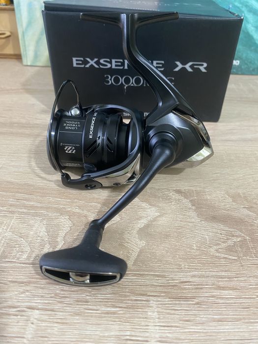 Котушка Shimano Exsence 23 3000mhg