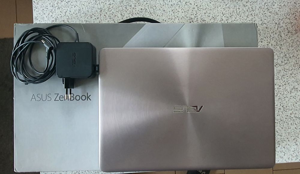 Laptop Asus UX410U jak nowy