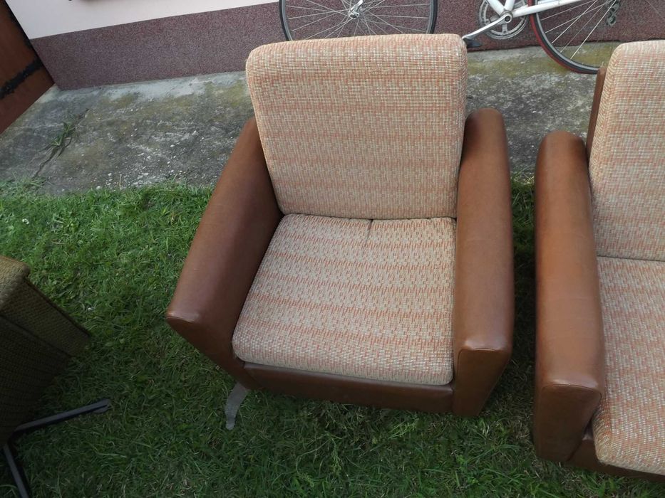 Fotele klubowe obrotowe PRL brązowe na kółkach lekkie zadbane Vintage