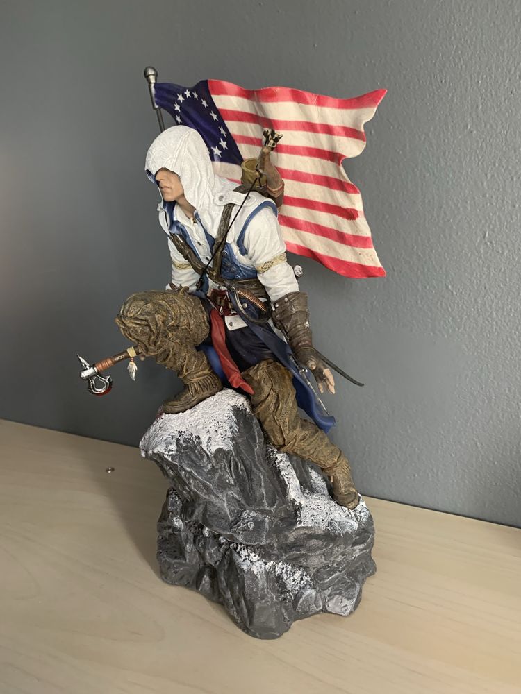 Assassin’s Creed 3 Figurka Connor Rises Freedon Edition
