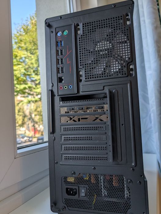 Wydajny komputer gamingowy, 14 rdzeni 28 wątków, RX6600XT