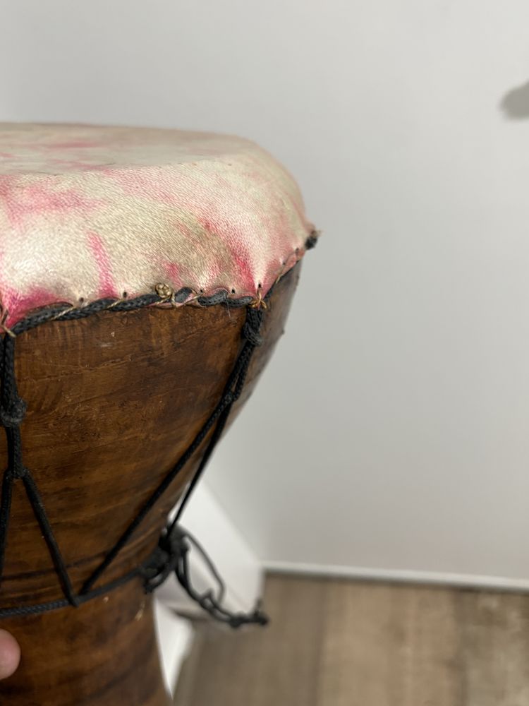Darbouka djembe jambe decorativo