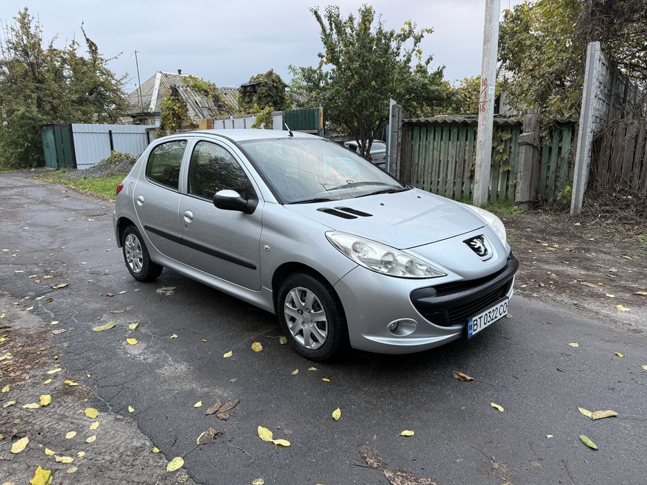 Пежо 206+ 2009 рік