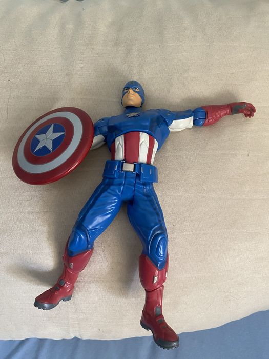 Figurka Kapitan Ameryka