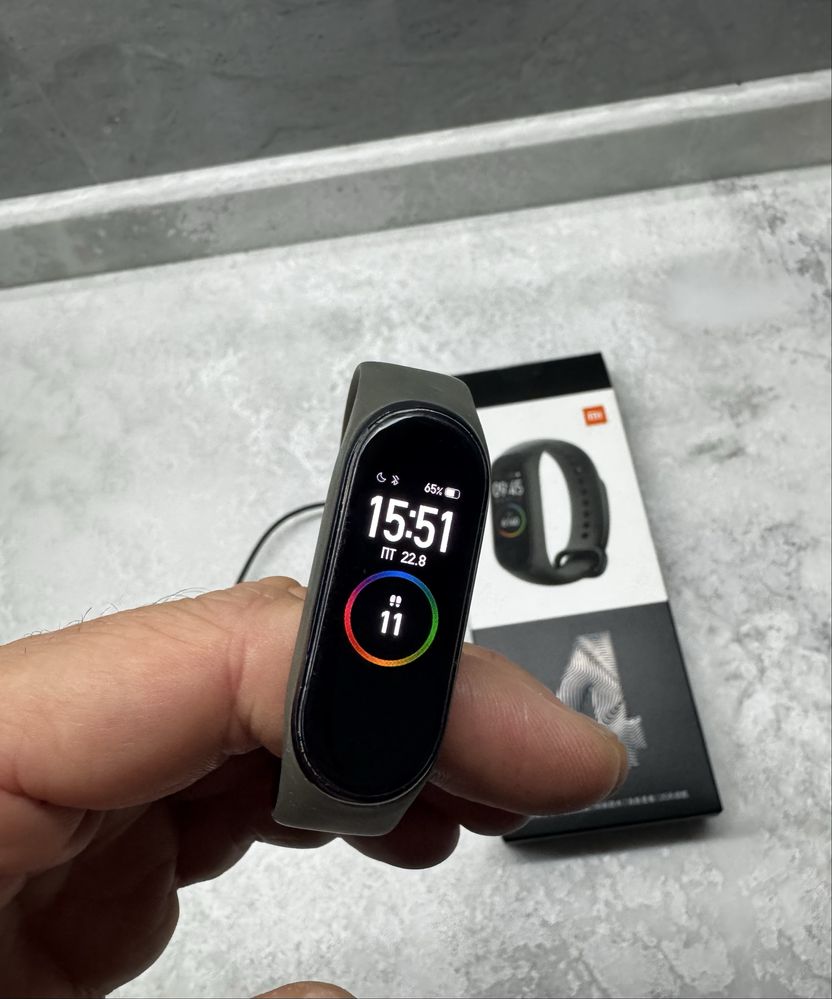 Фитнес браслет Mi Band 4 Xiaomi