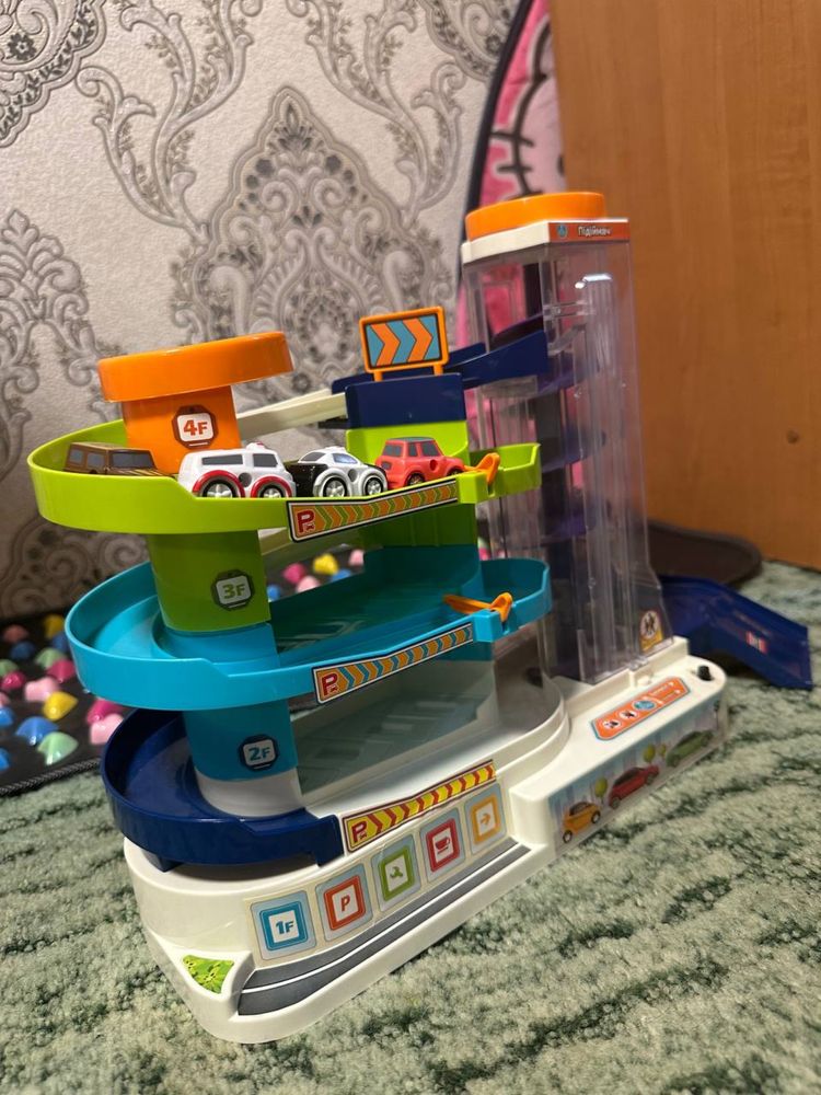 Продам детскую игрушку