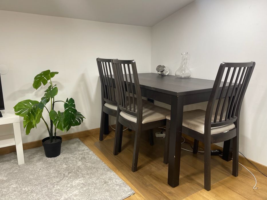 Mesa Ikea 4 lugares + cadeiras