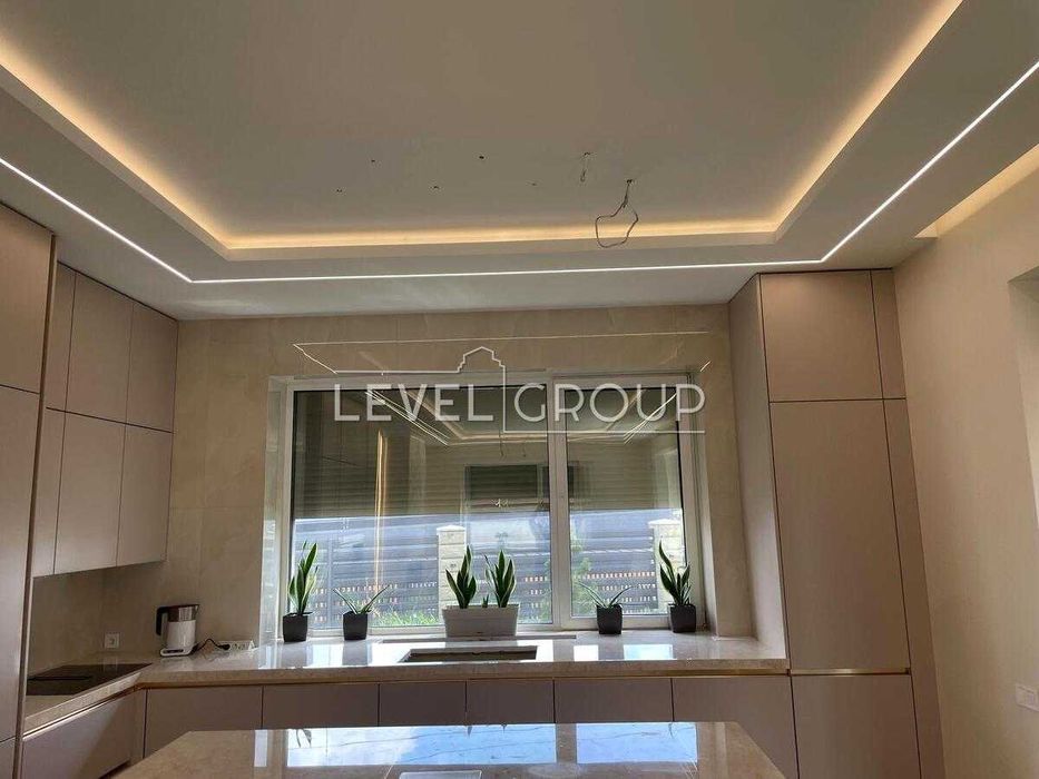 Продається сучасний 5к будинок 274м2, Лісники, 7 соток