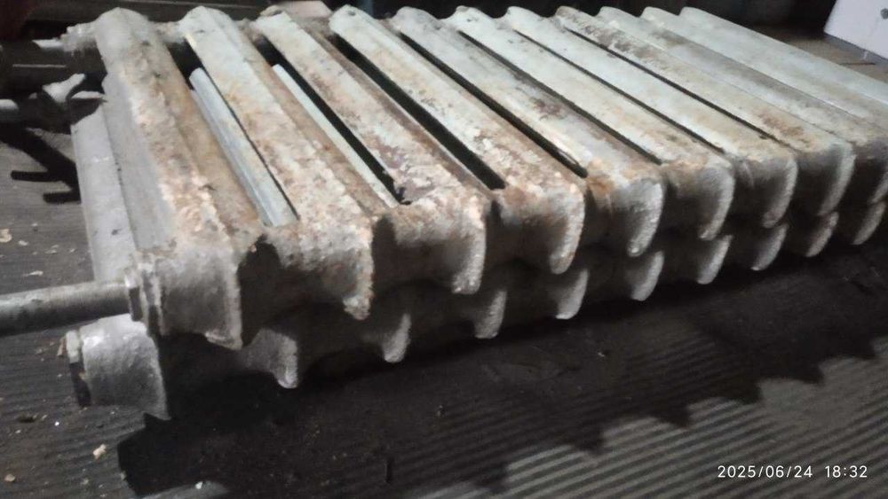 батареї чугунні б/у