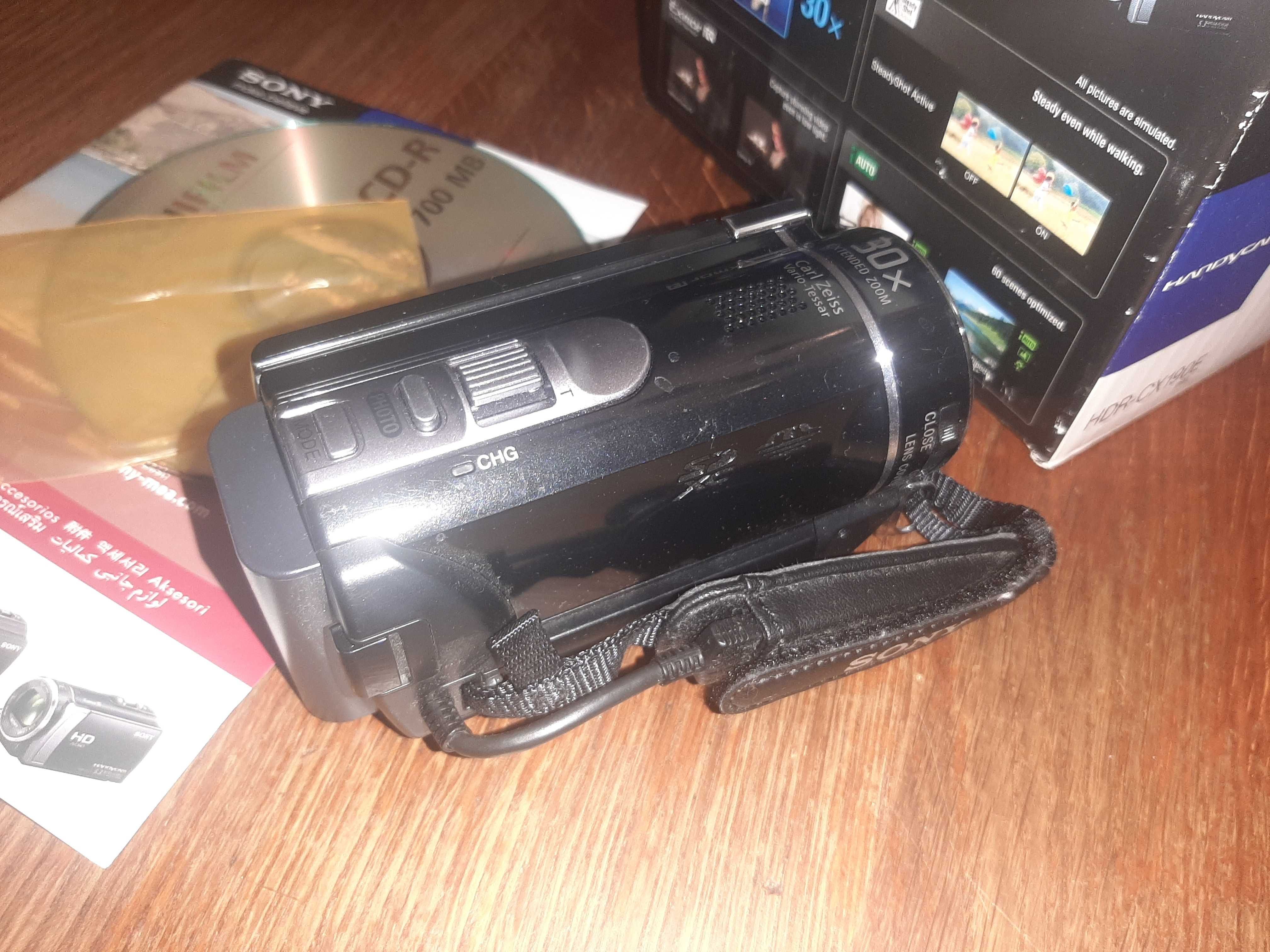 Відеокамера Sony handycam HDR CX190E