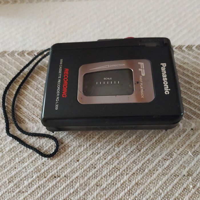 Recorder Panasonic RQ-L309 z 1999 roku, odtwarza, nagrywa
