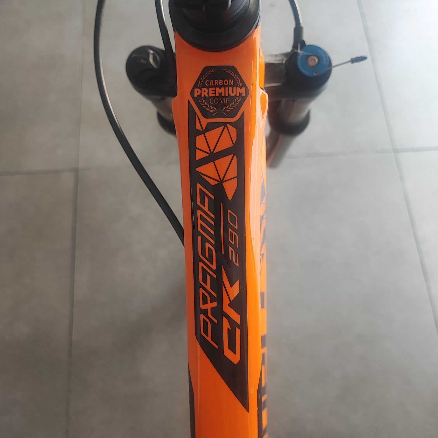 Bicicleta BTT Sava Carbon – RockShox – Rodas Carbono – Shimano Deore 1