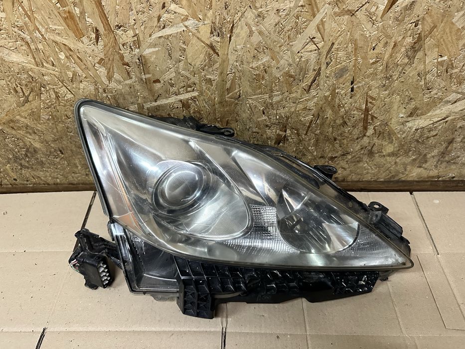 Передня права фара Лексус ІС Lexus IS 220D 2005-2013