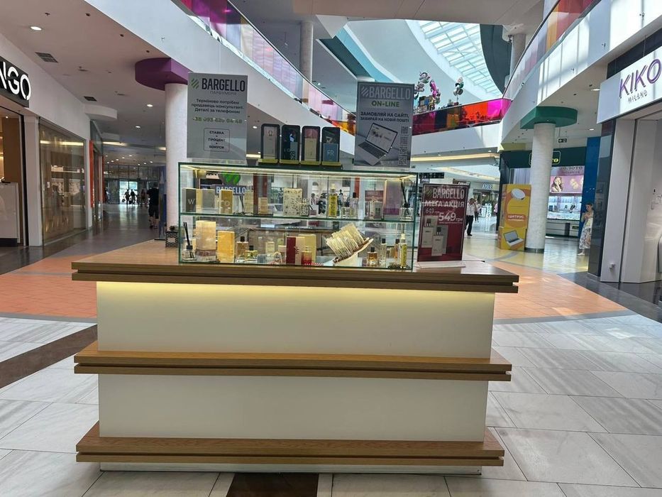 Острів торговий, острів в торговий центр, меблі для торгівлі, вітрини