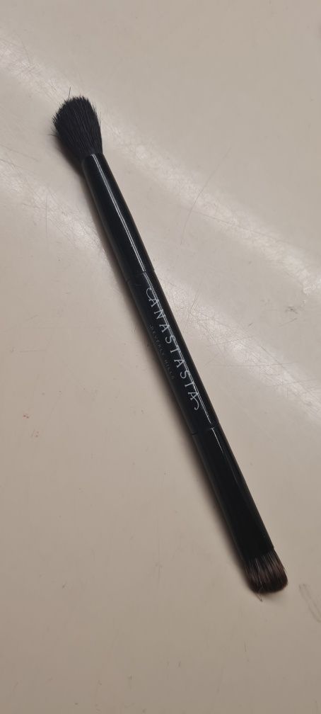 Anastasia Beverly Hills pędzel