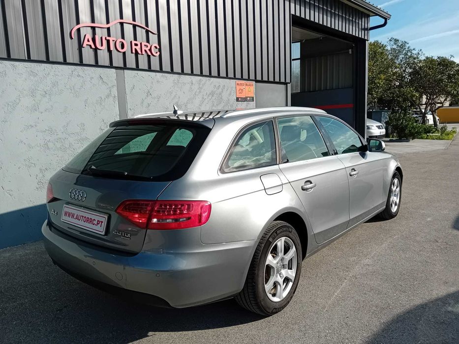Audi A4 Avant 2.0tdi quattro (peq. sinistro) BLACK FRIDAY–28/11 a 2/12