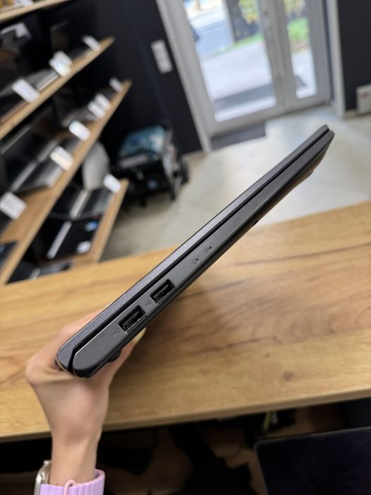 В наявності Ноутбук Asus VivoBook  15.6" FullHD IPS