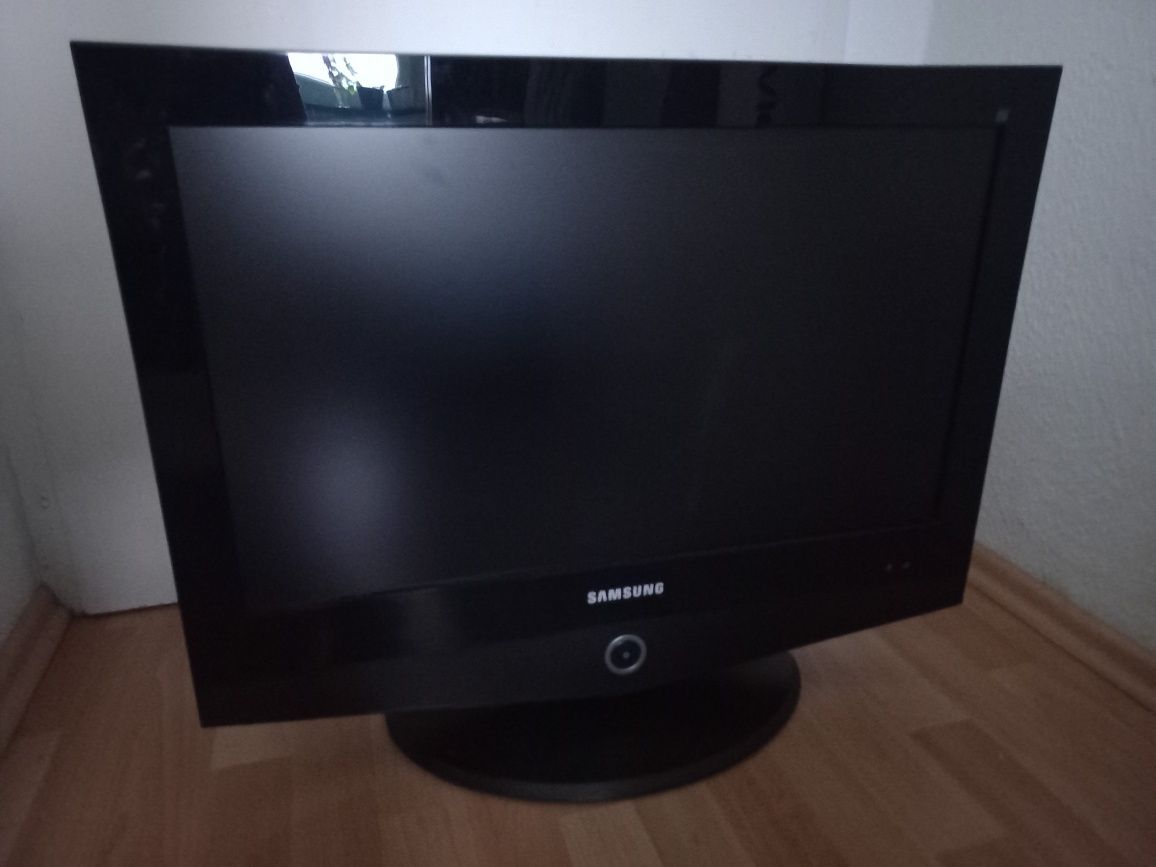 Telewizor Samsung LCD
