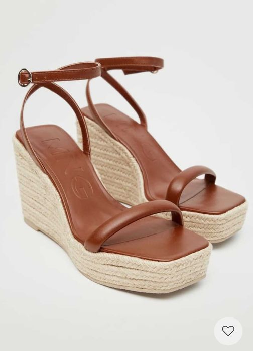 Mango сандалі. В ідеальному стані, взувалися 1 раз, з коробкою