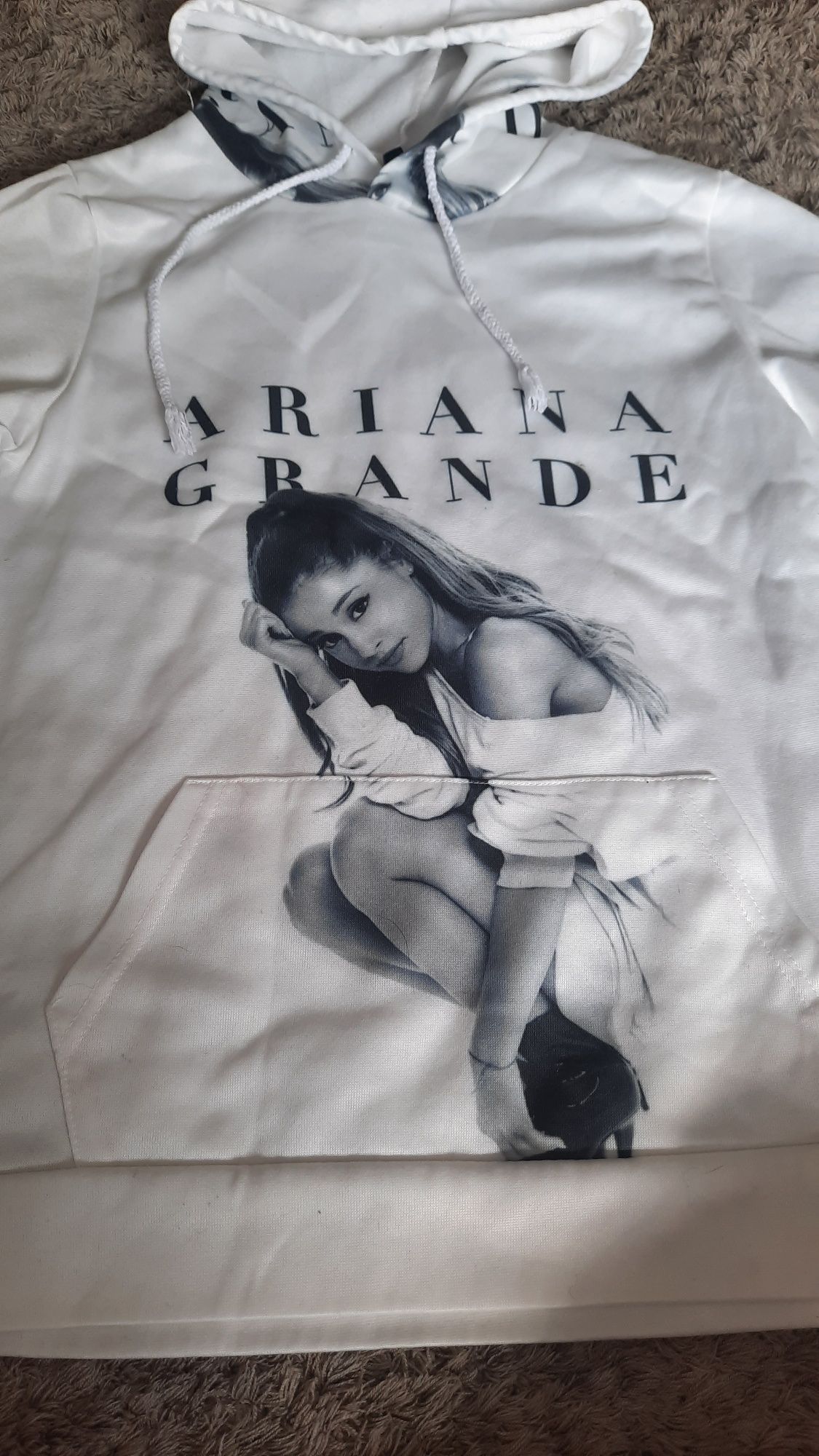 Bluza ariana grande roz.XS NOWA