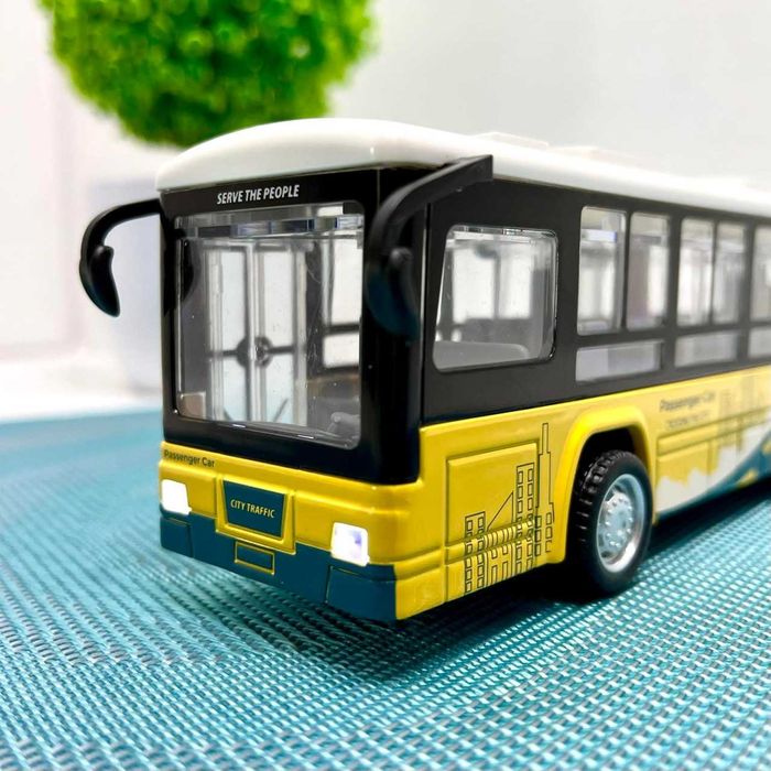 Автобус металевий інерція світло звуком відчиняються двері(CLM-0771AC)