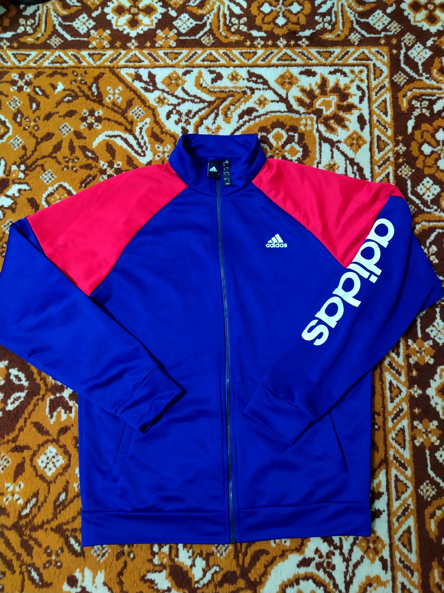 Олимпийка ADIDAS в хорошем состоянии