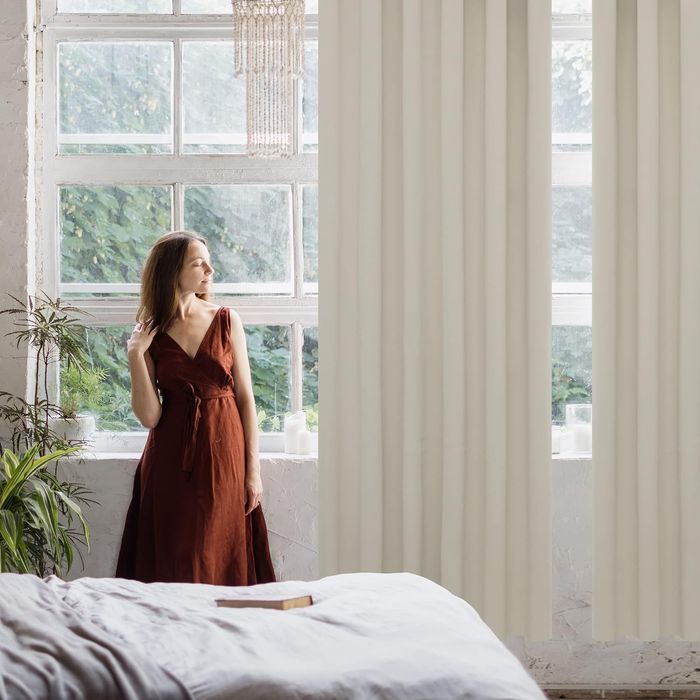 Zasłony Zaciemniające Termiczne z Taśmą Falistą Kremowe 175x140cm 2szt