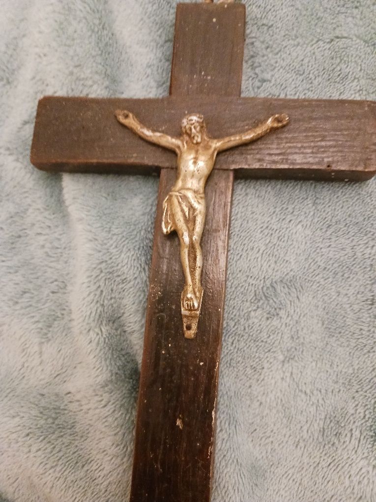 Crucifixo/ Jesus  na Cruz.