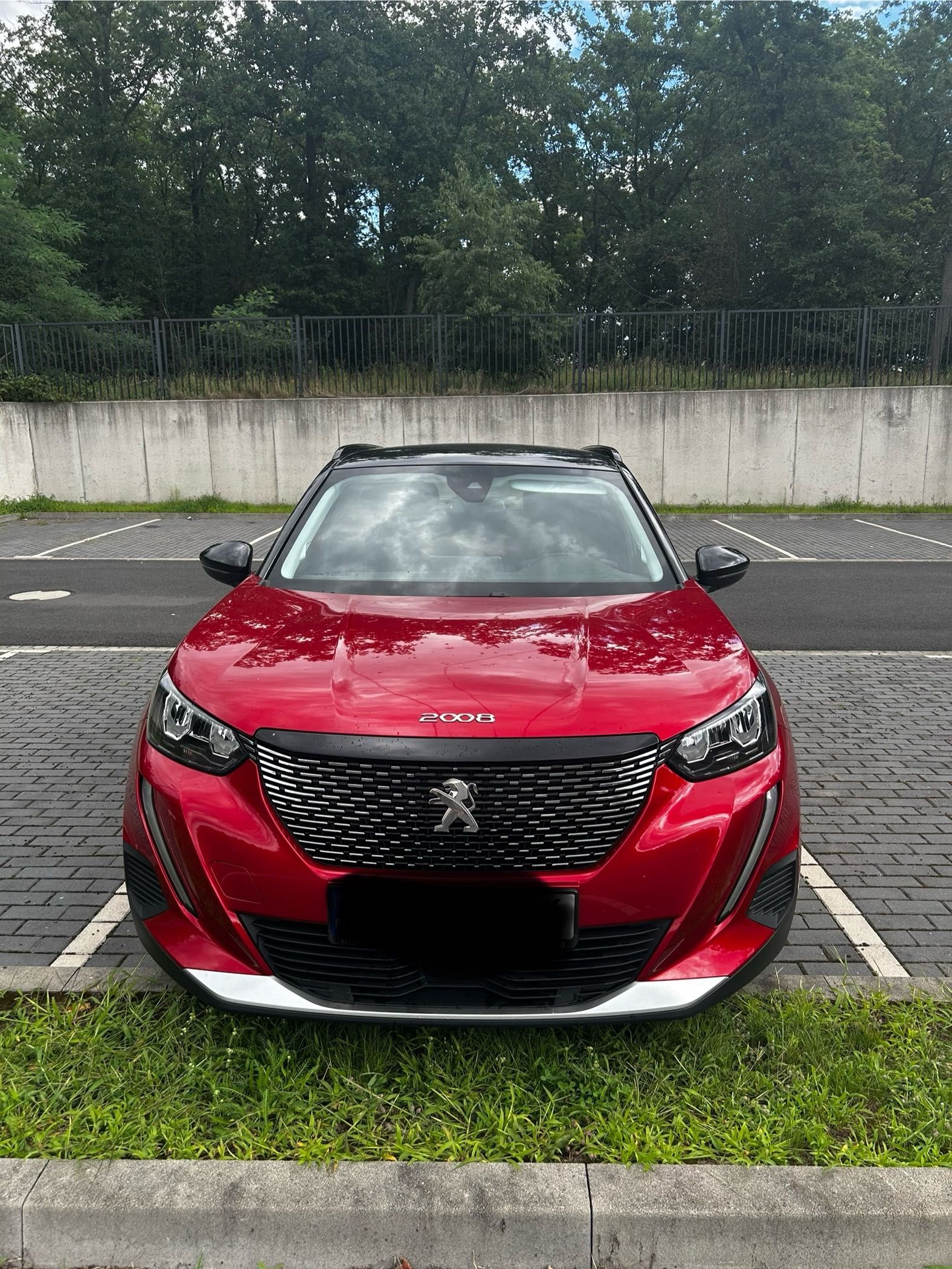 Peugeot 2008 , 1.2 PureTech 2022