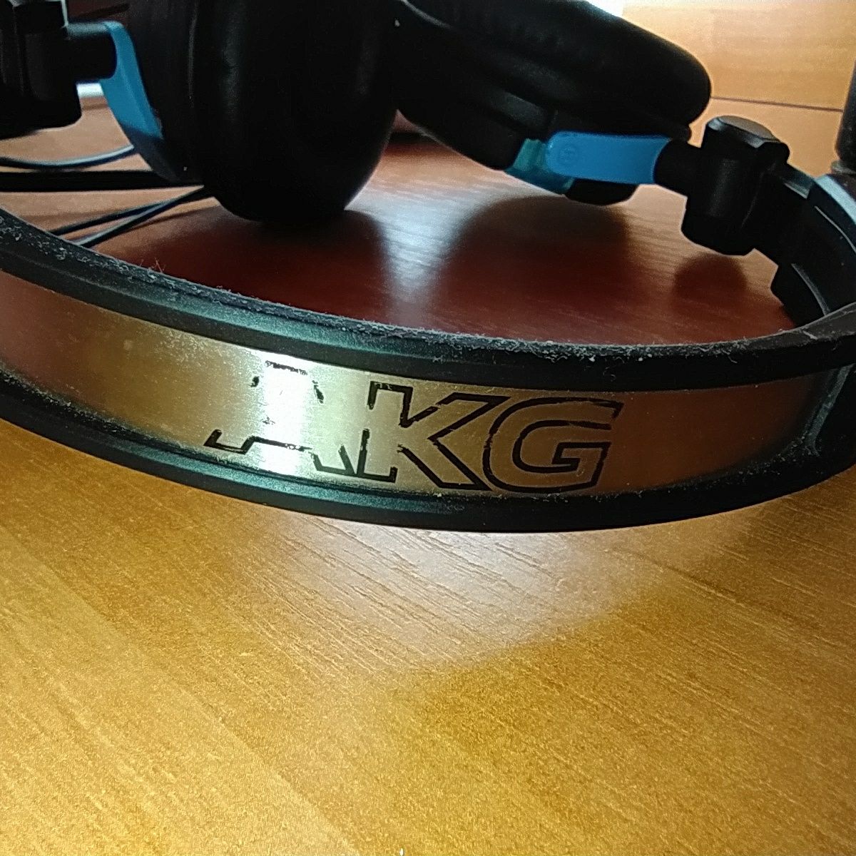 Навушники AKG K518 LE Blue