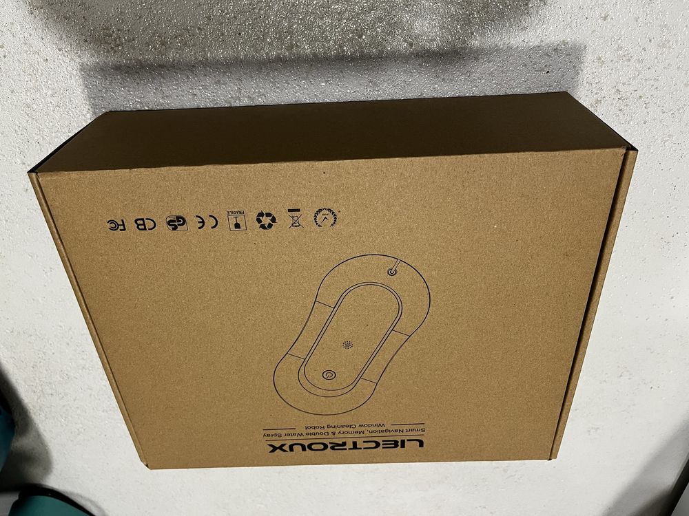 ROBOT DO MYCIA OKIEN 2800Pa 72W 65dB Liectroux YW810