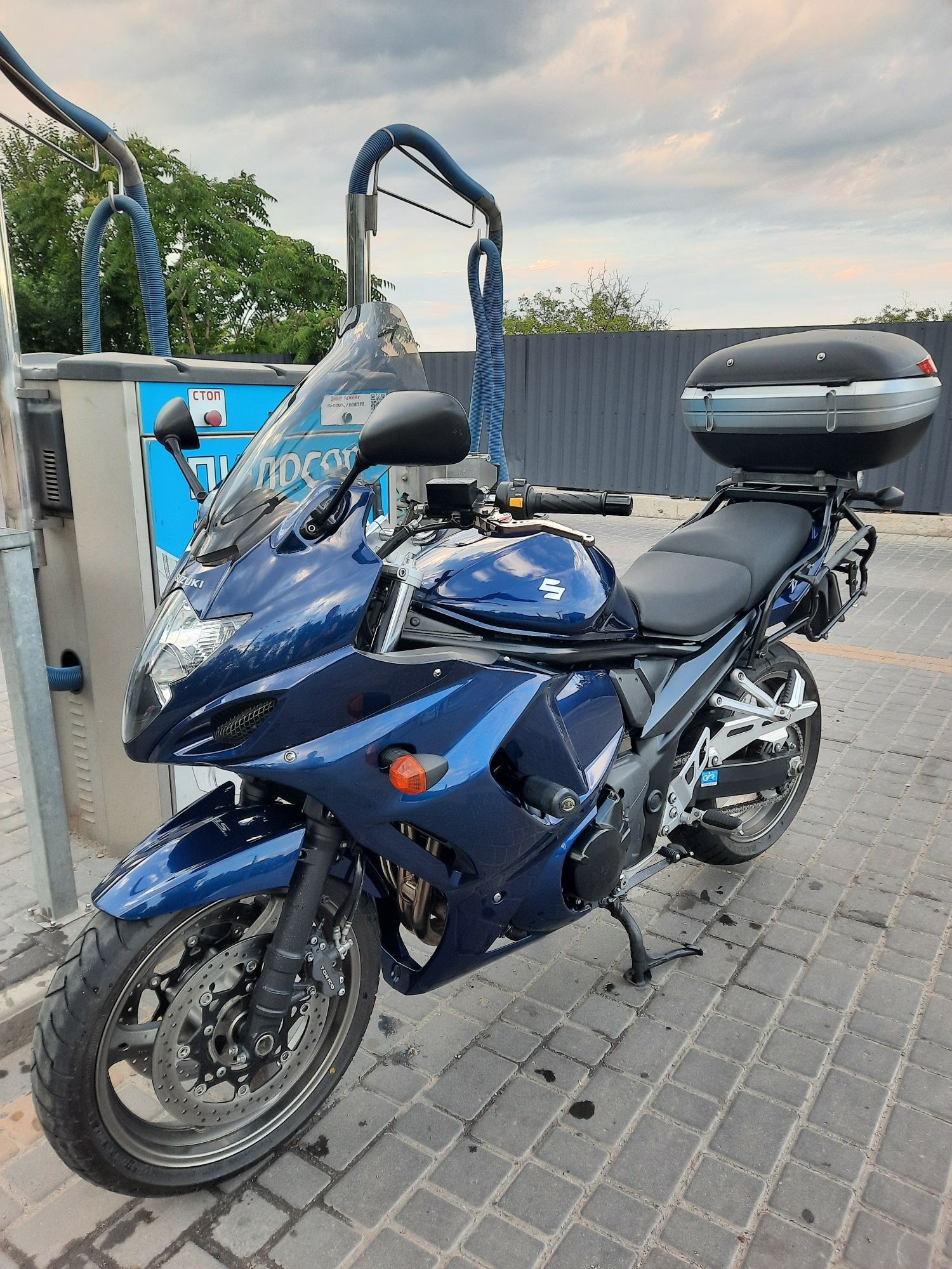 Suzuki gsx 1250fa bandit