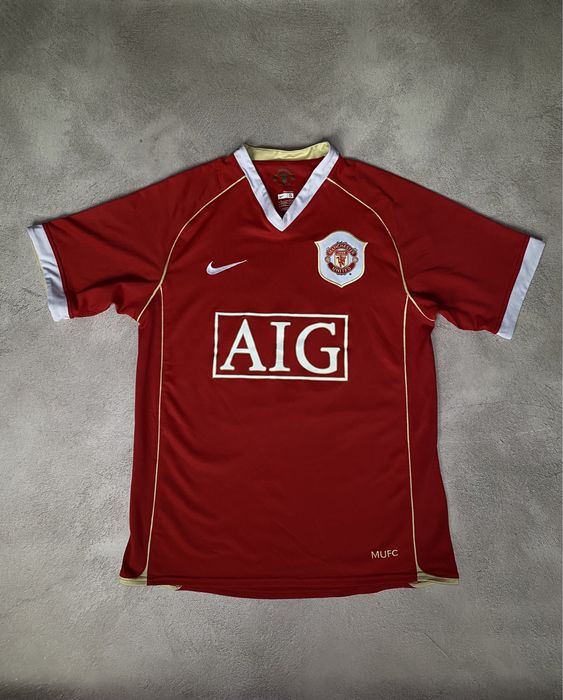 Футболка футбольная мужская Manchester United Nike DEBS 40
