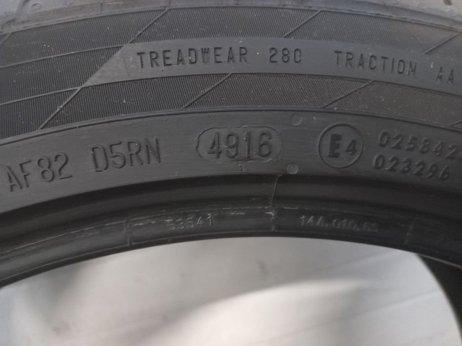 Opony letnie Continental 225/45/19 92W