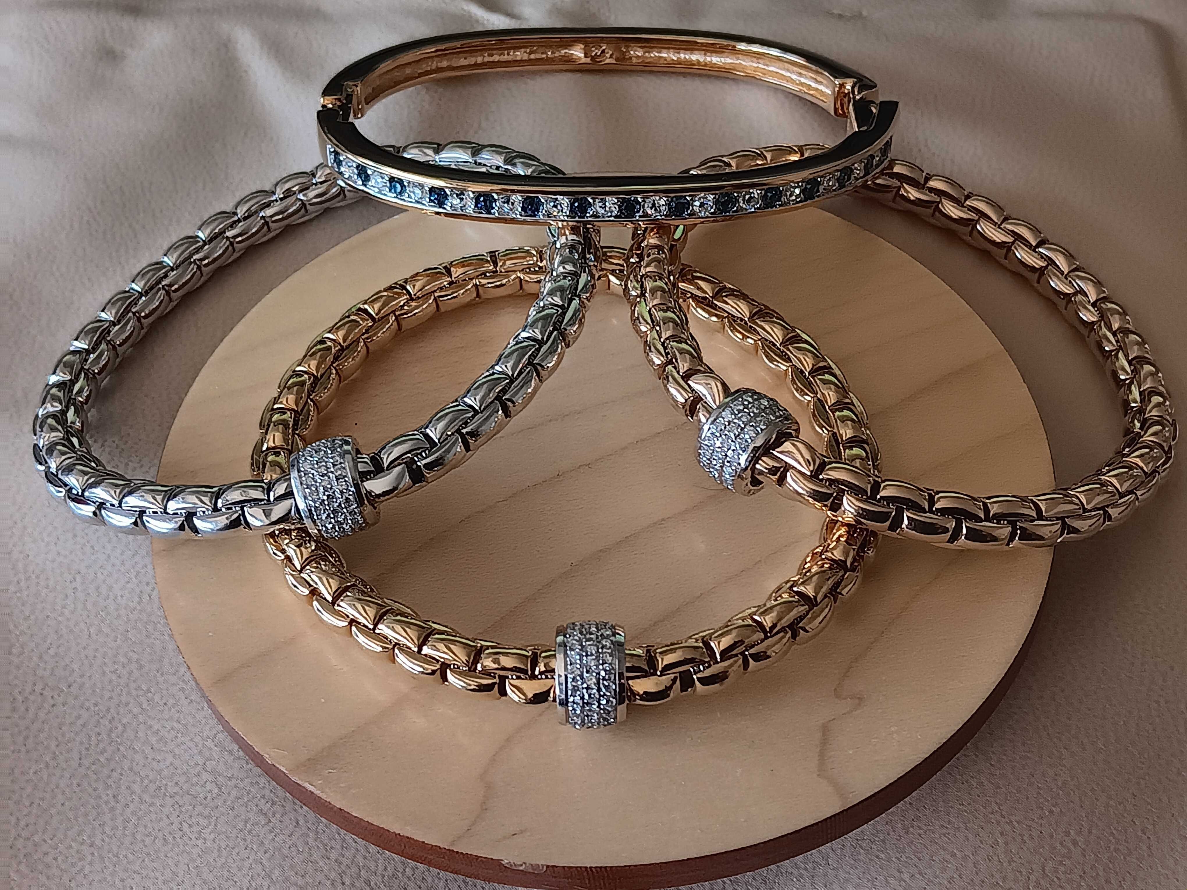 Conjunto 4 Pulseiras Swarovski