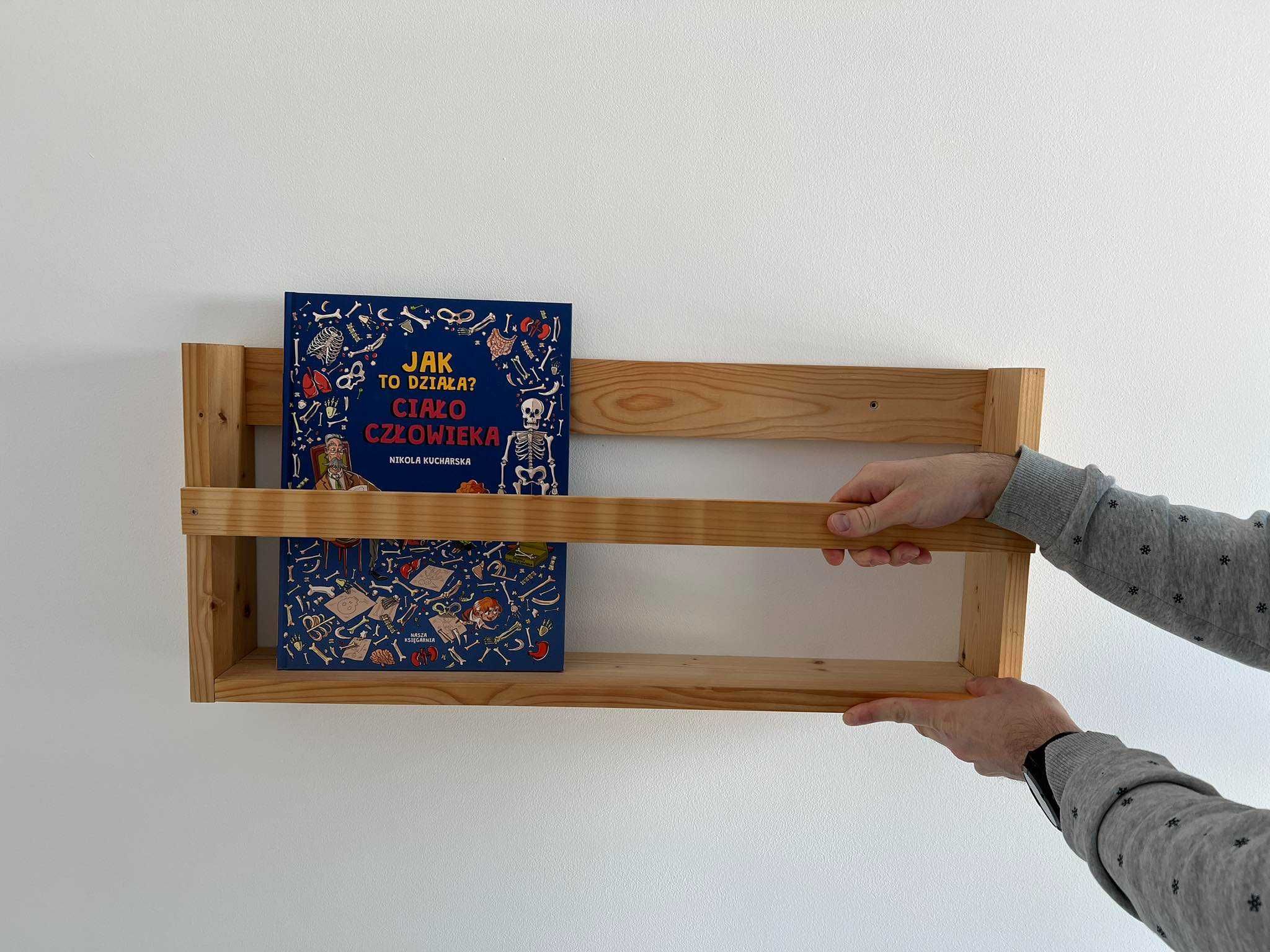 Drewniana wisząca półka na książki 70x30x10cm - Zielonki