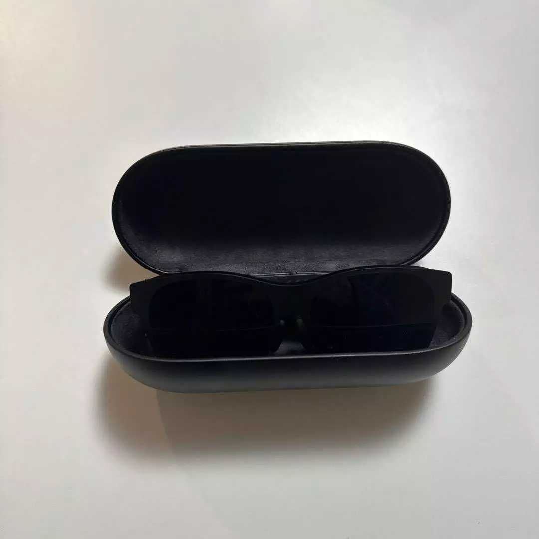 Окуляри Xreal air 2 pro, HDMI адаптер.
