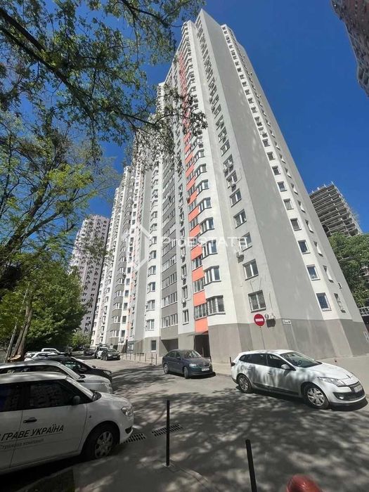 Продаж 1к квартири ЖК 4 сезони Голосеево