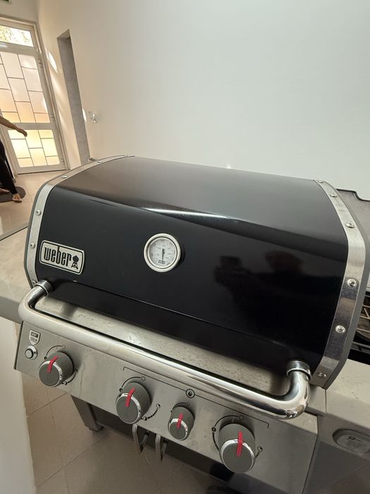 Grelhador Weber Genesis II GS4 + Capa Original + Panel Weber (oferta)