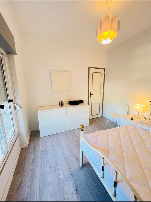 Arrenda-se um Quarto em Rio de Mouro