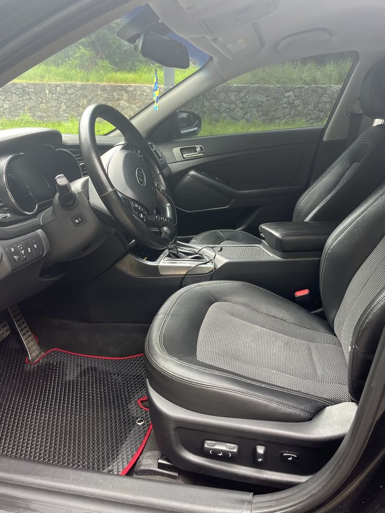 Продам Kia Optima 2011
