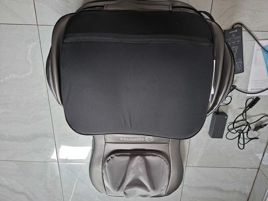 Mata masująca Comfier CF-2307A odcienie szarości