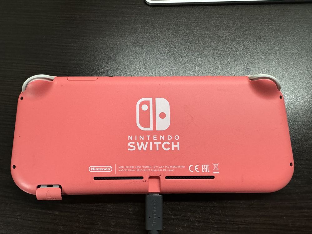 Nintendo Switch Lite Pink + Pokrowiec