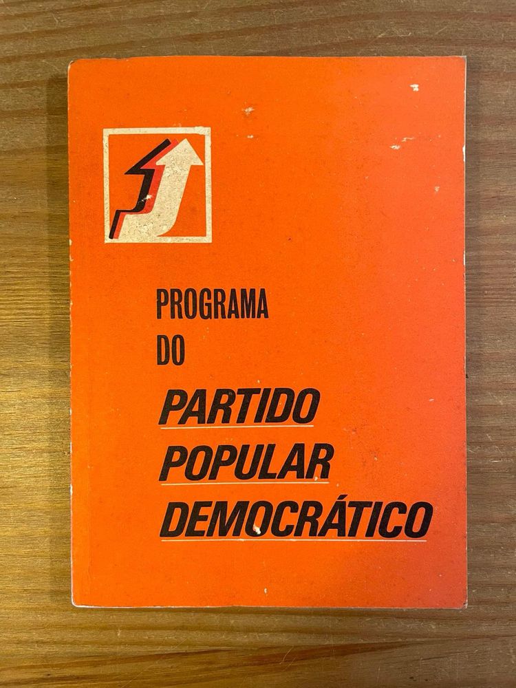 Programa do Partido Popular Democrático (portes grátis)
