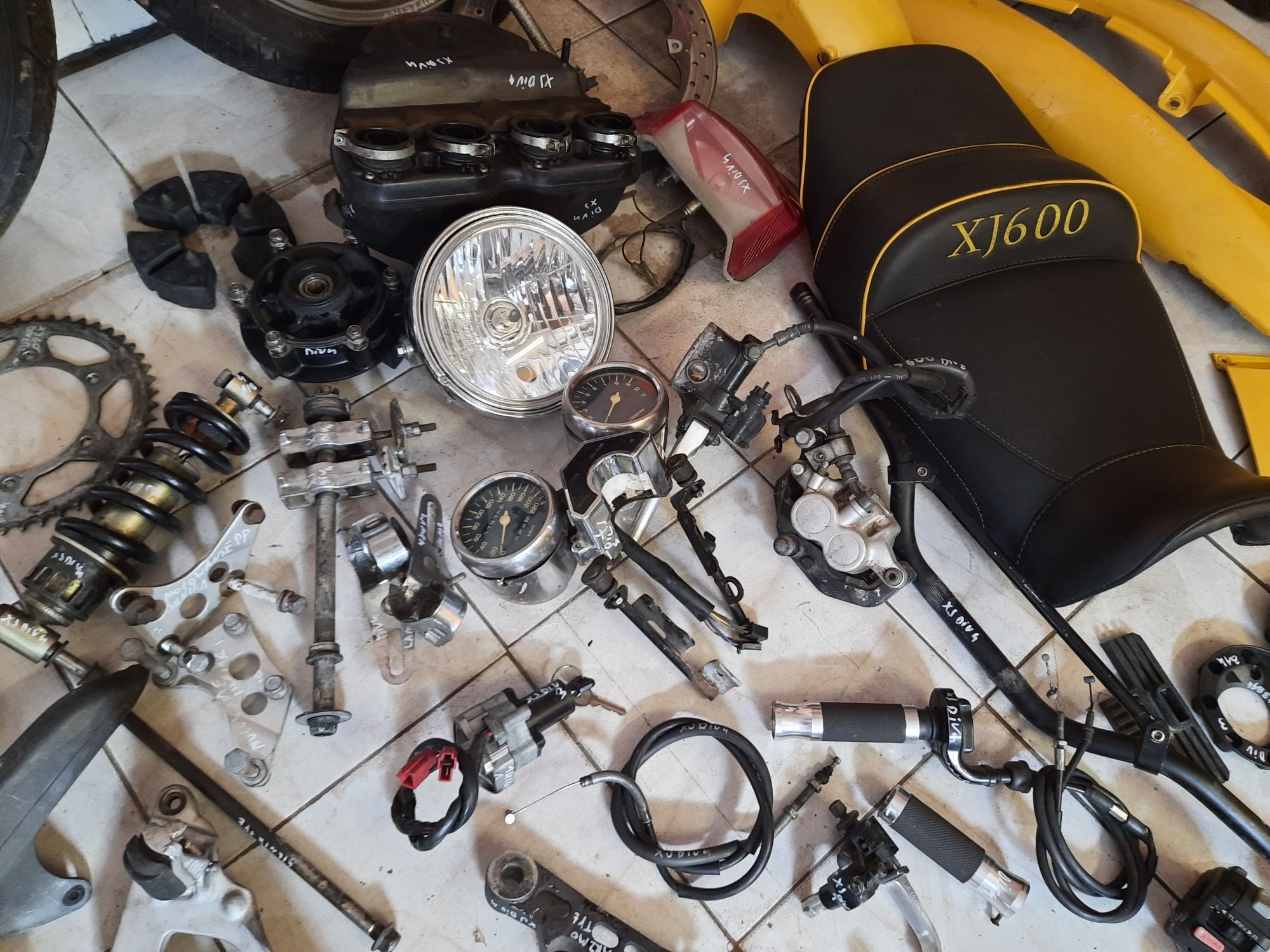 Yamaha XJ 600 S Diversion części