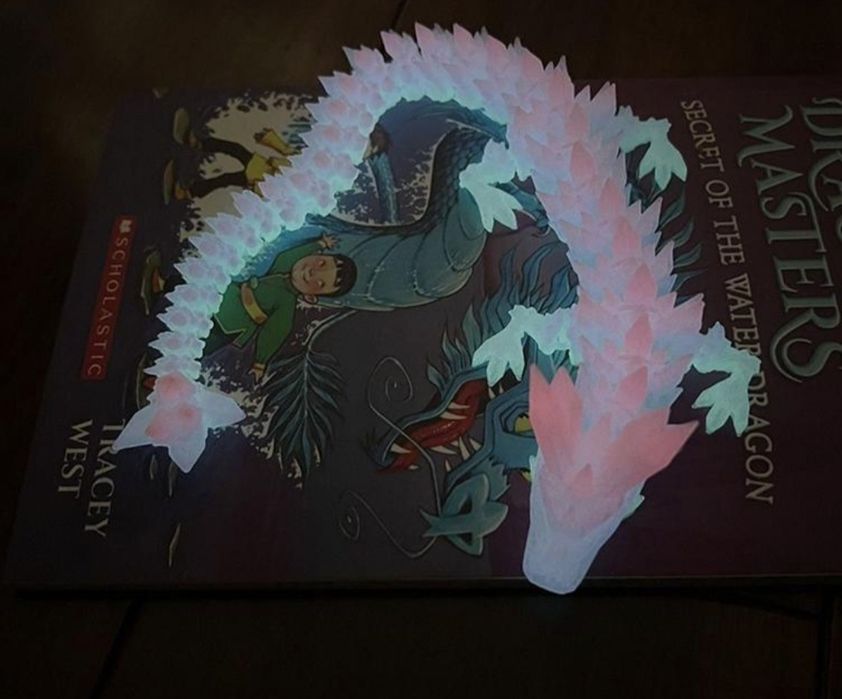 Продаю дракона 3D іграшка.