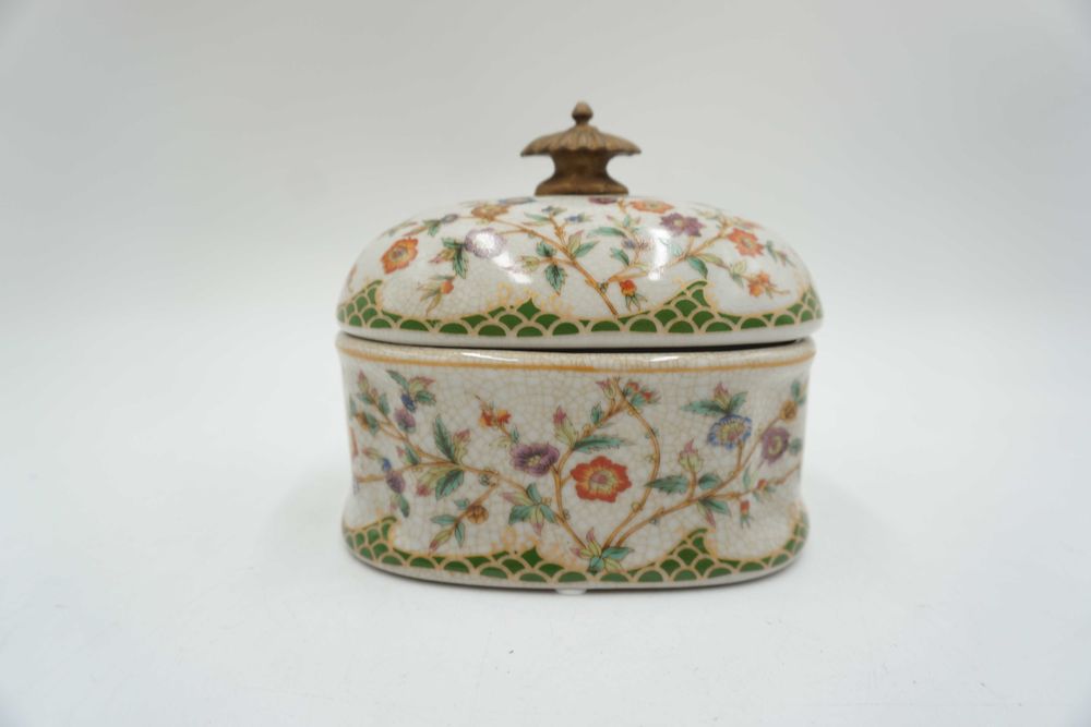 SZKATUŁKA puzderko porcelana z brązem