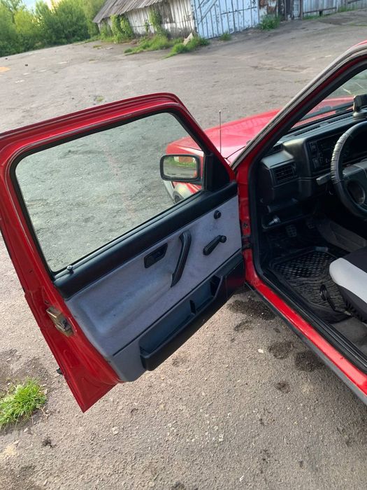 Продам Фольксваген джетту 2 1.8 бензин/газ