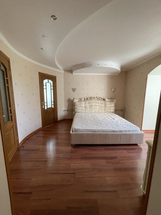 Продам свою квартиру з вишуканим євроремонтом